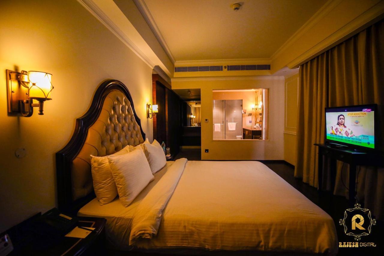 Golden Galaxy Hotels And Resorts Delhi Kültér fotó