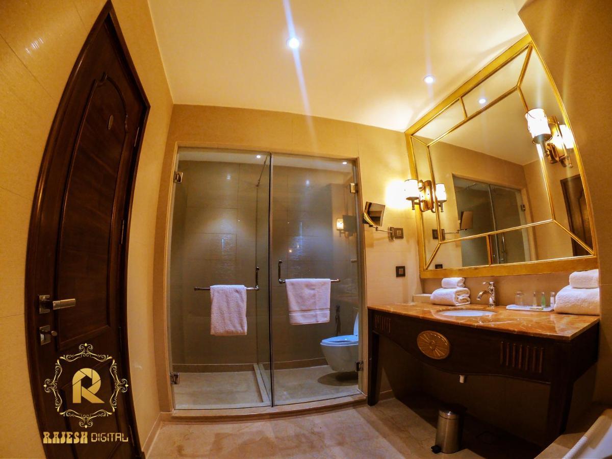 Golden Galaxy Hotels And Resorts Delhi Kültér fotó